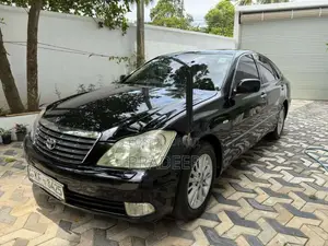 Toyota Crown Royal Saloon 2008 Car (Used)