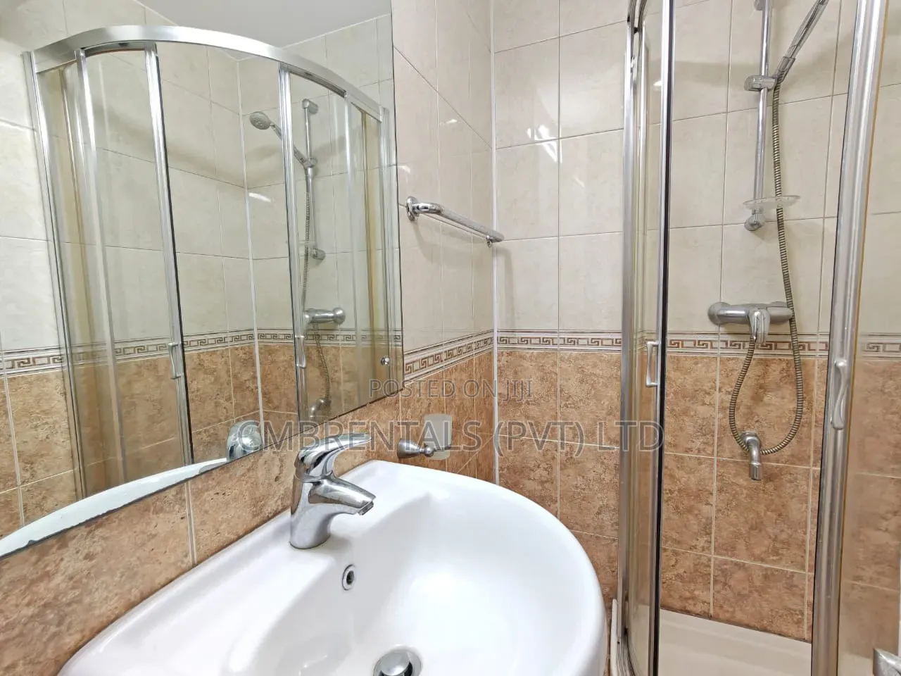 Furnished 2bdrm Apartment in Bambalapitiya for rent