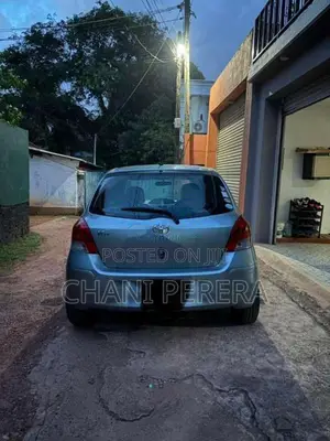 Toyota Vitz 2008 Car (Used)