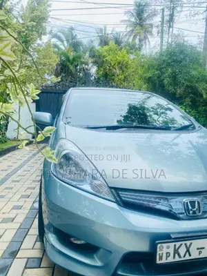 Honda Fit Shuttle 2012 Car (Used)