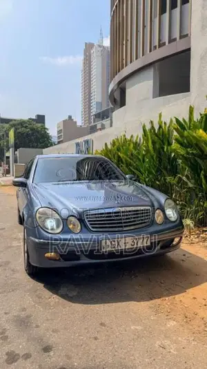 Mercedes-Benz E200 2002 Car (Used)