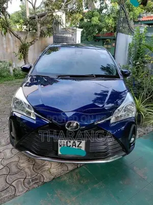 Toyota Vitz 2018 Car (Used)