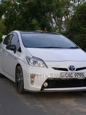 Toyota Prius S Led 2012 Car (Used)