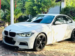 BMW 318i 2016 Car (Used)