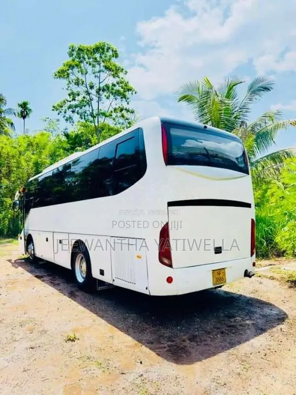 Micro Zhongtong 2015 Bus (Used)
