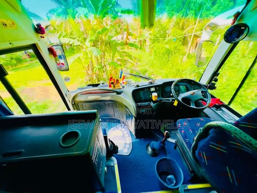 Micro Zhongtong 2015 Bus (Used)