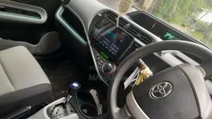 Toyota Aqua 2012 Car (Used)