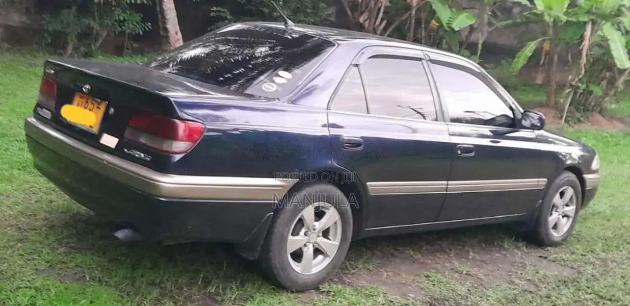 Toyota Carina 1997 Car (Used)