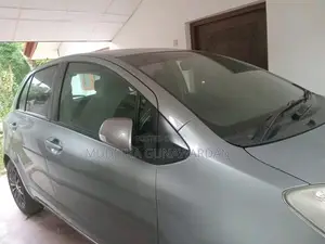 Toyota Vitz KSP90 2009 Car (Used)