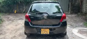 Toyota Vitz 2008 Car (Used)