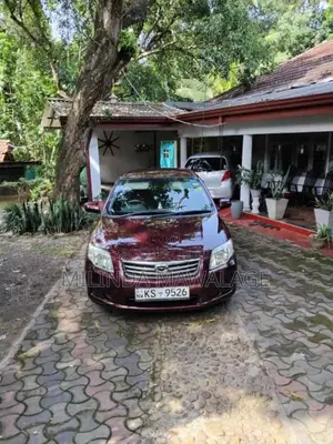 Toyota Axio 2012 Car (Used)