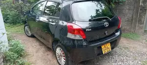 Toyota Vitz 2008 Car (Used)