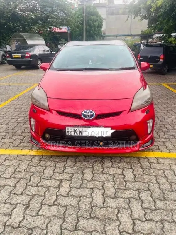 Toyota Prius S Touring 2012 Car (Used)