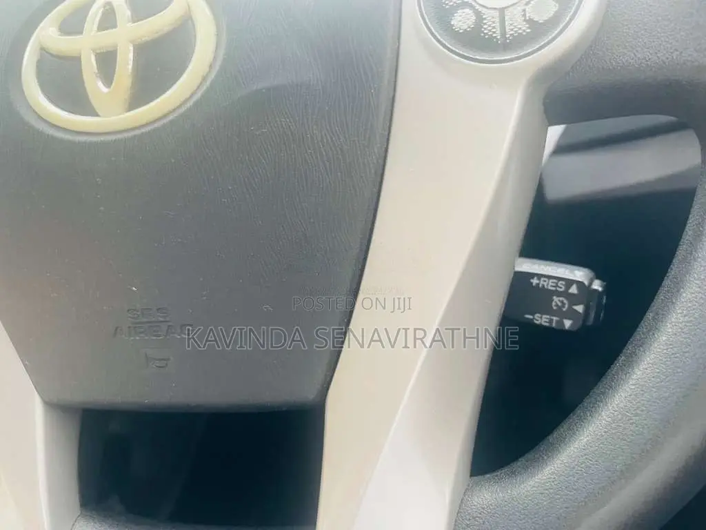 Toyota Prius S Touring 2012 Car (Used)