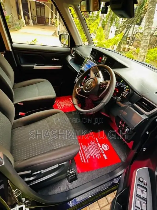Toyota Roomy 2024 Car (Used)
