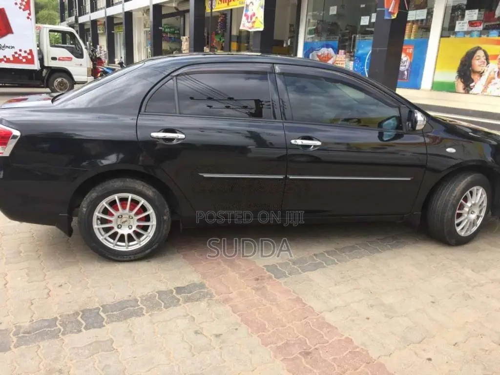 Toyota Axio 2008 Car (Used)