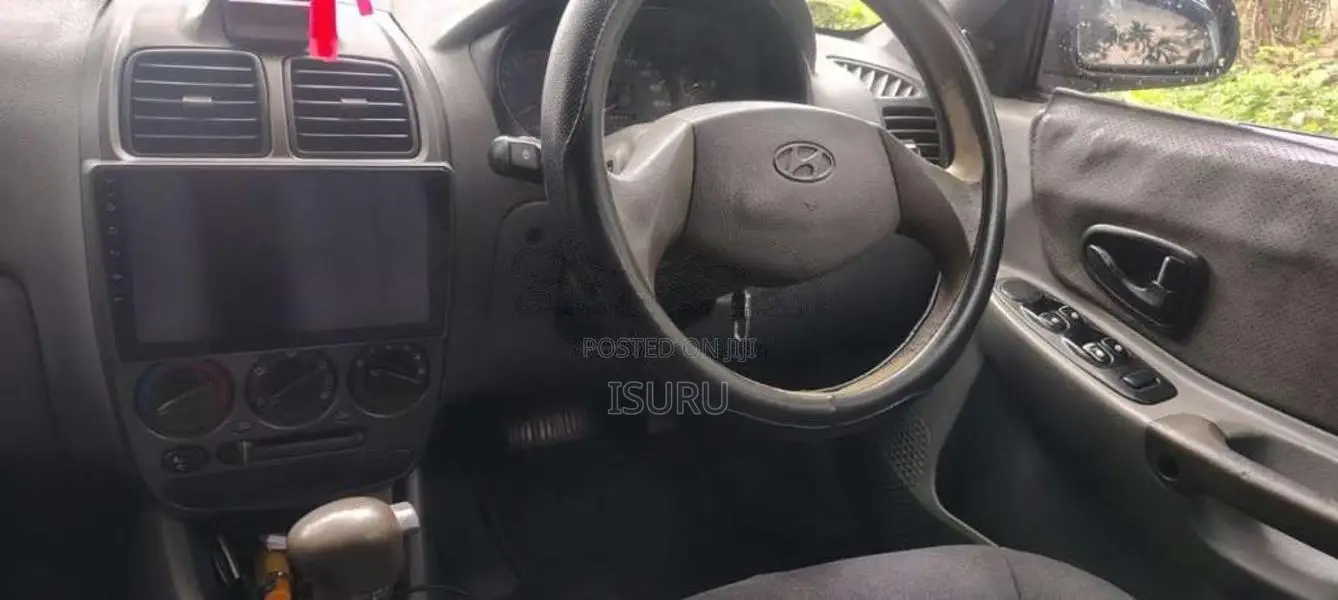 Hyundai Accent 2004 Car (Used)