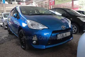 Toyota Aqua 2013 Car (Used)