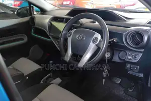 Toyota Aqua 2013 Car (Used)