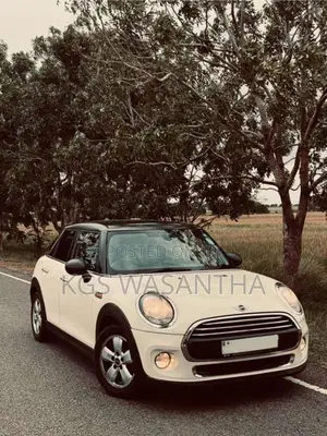 BMW Cooper 2018 Car (Used)