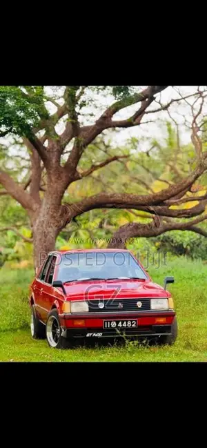 Mitsubishi Lancer Box 1986 Car (Used)