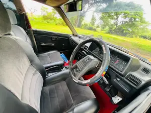 Mitsubishi Lancer Box 1986 Car (Used)