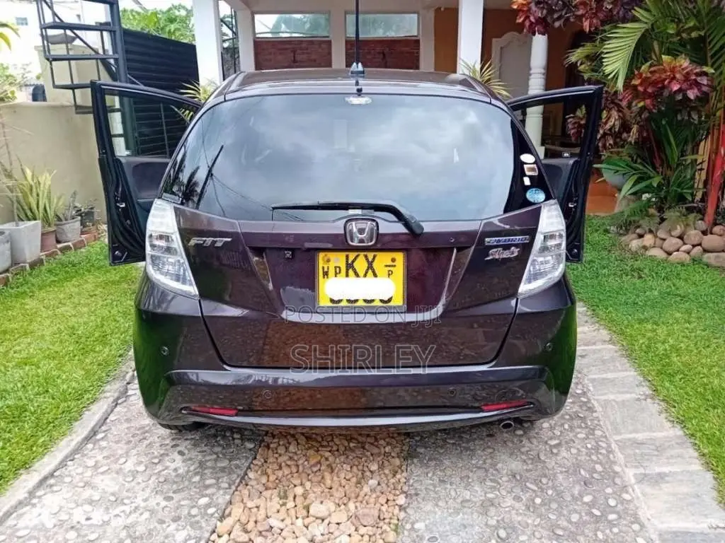Honda Fit 2012 Car (Used)