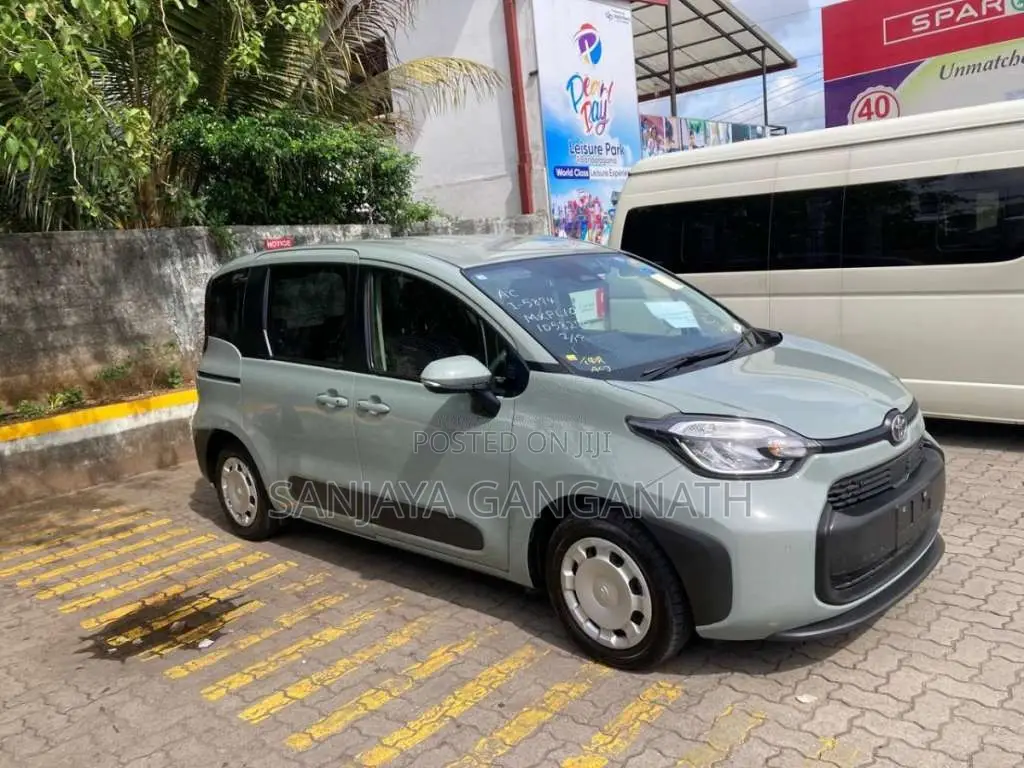 Toyota Sienta G 2023 Car Unregistered (Recondition)