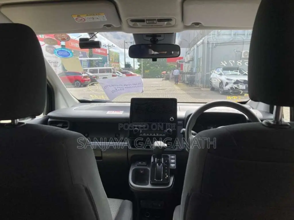Toyota Sienta G 2023 Car Unregistered (Recondition)