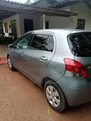 Toyota Vitz 2008 Car (Used)