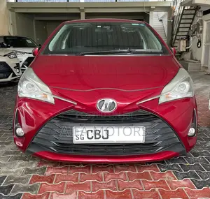 Toyota Vitz 1.0 FWD 5dr 2019 Red