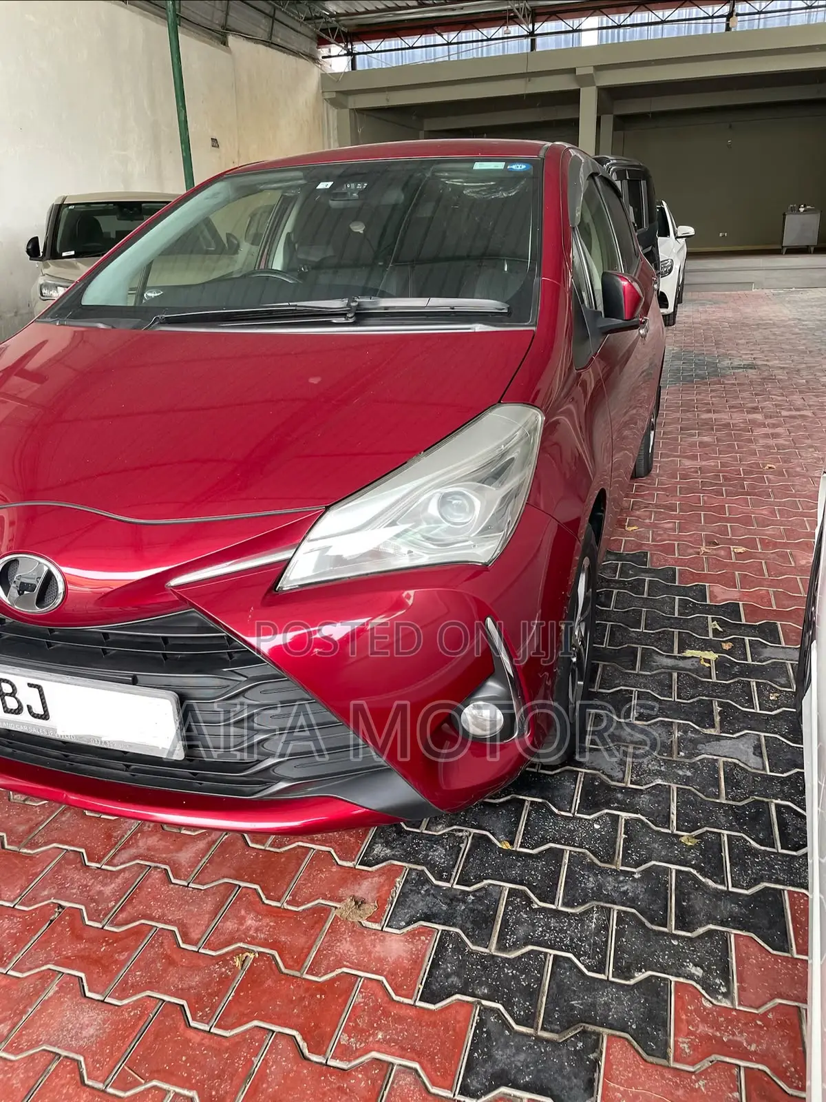 Toyota Vitz 1.0 FWD 5dr 2019 Red