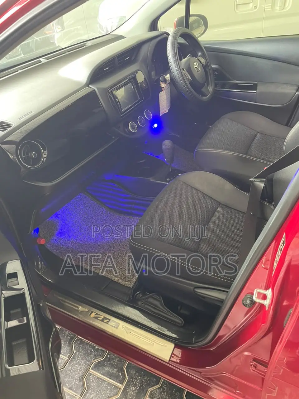 Toyota Vitz 1.0 FWD 5dr 2019 Red