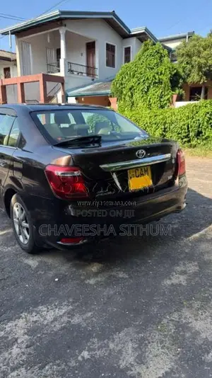 Toyota Axio 2015 Car (Used)