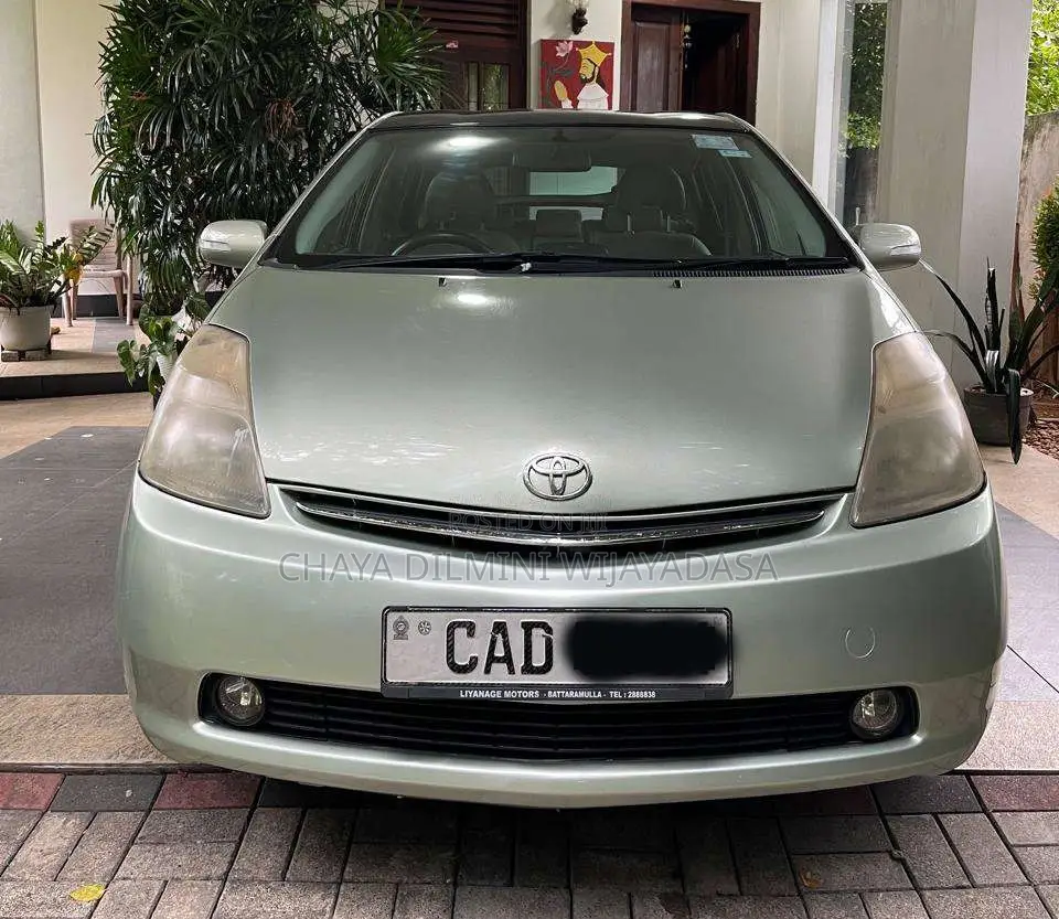 Toyota Prius 2006 Car (Used)