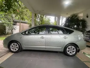 Toyota Prius 2006 Car (Used)