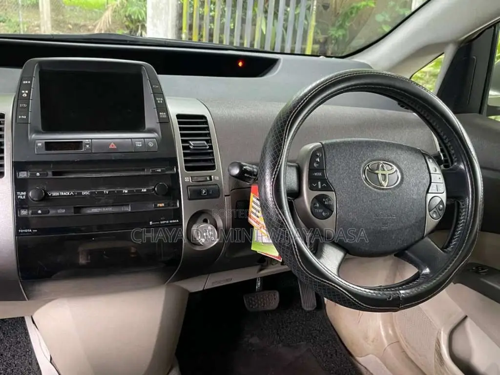 Toyota Prius 2006 Car (Used)