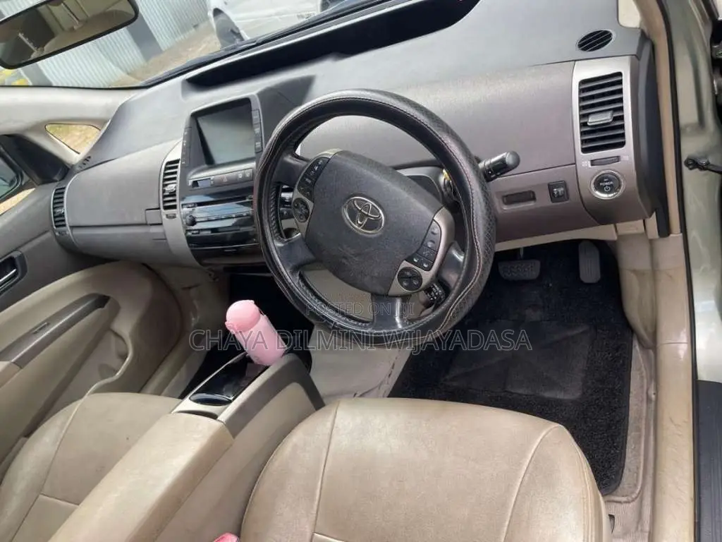 Toyota Prius 2006 Car (Used)