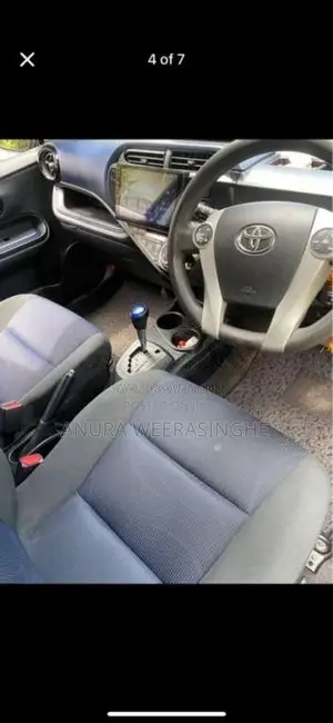 Toyota Aqua 2015 Car (Used)