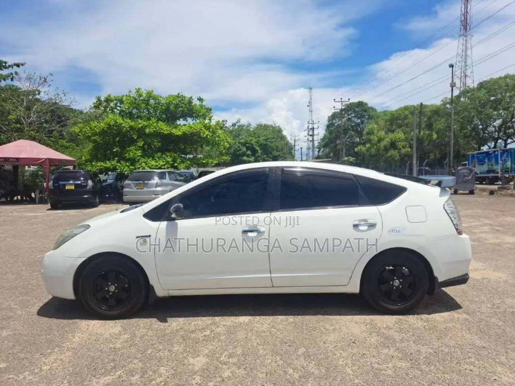 Toyota Prius 2008 Car (Used)