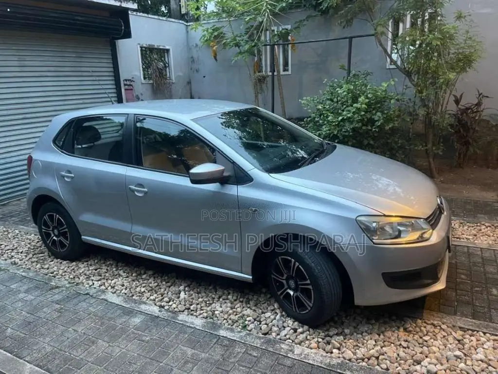 Volkswagen Polo 2012 Car (Used)