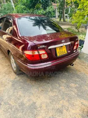 Nissan Bluebird 2000 Car (Used)