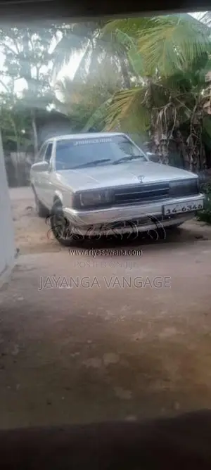 Toyota Corona 1983 Car (Used)
