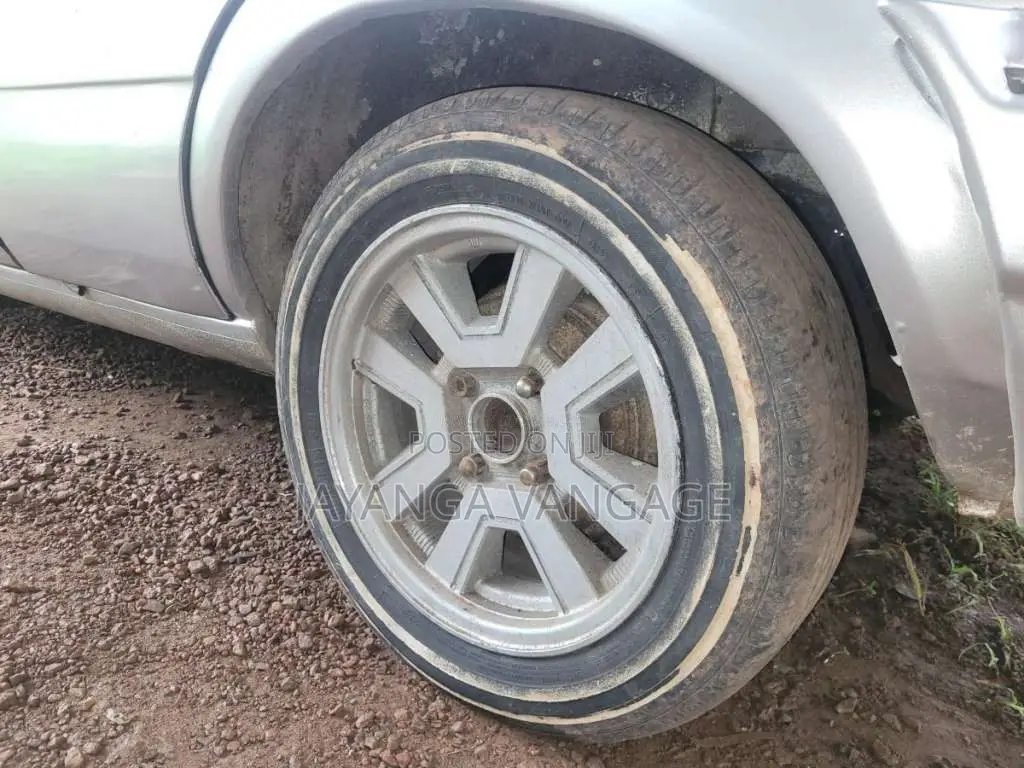 Toyota Corona 1983 Car (Used)