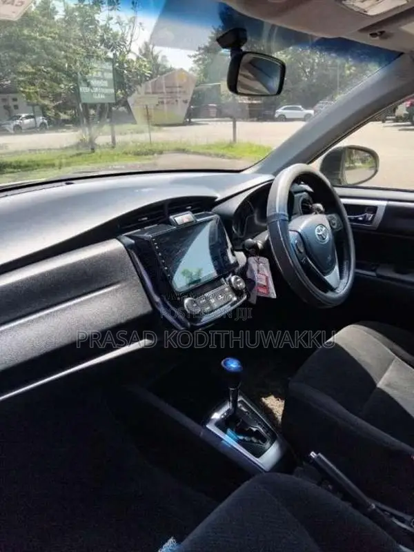 Toyota Axio 2015 Car (Used)