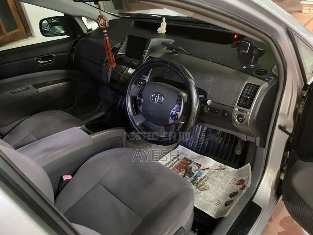 Toyota Prius 2nd Gen 2008 Car (Used)