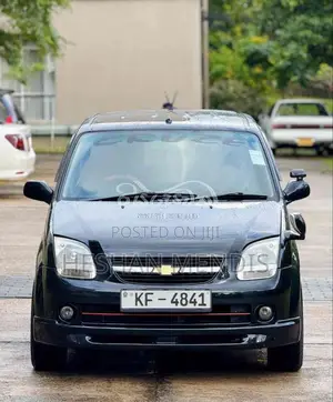 Chevrolet Cruze 2004 Car (Used)