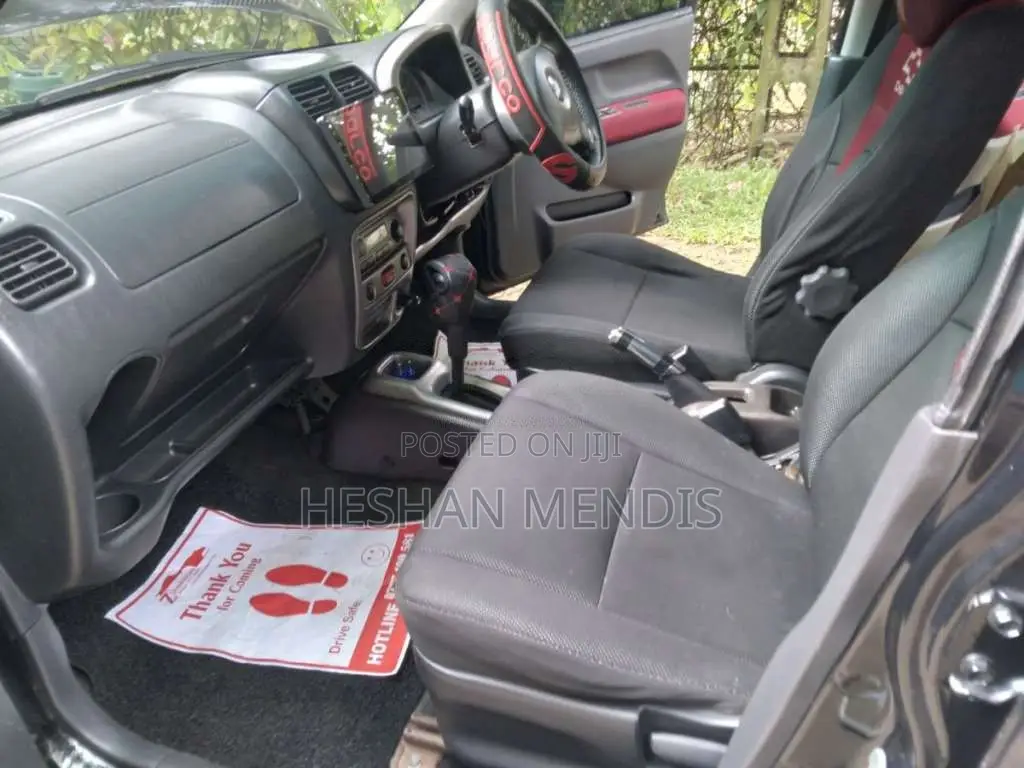 Chevrolet Cruze 2004 Car (Used)