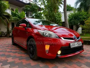 Toyota Prius 2012 Car (Used)
