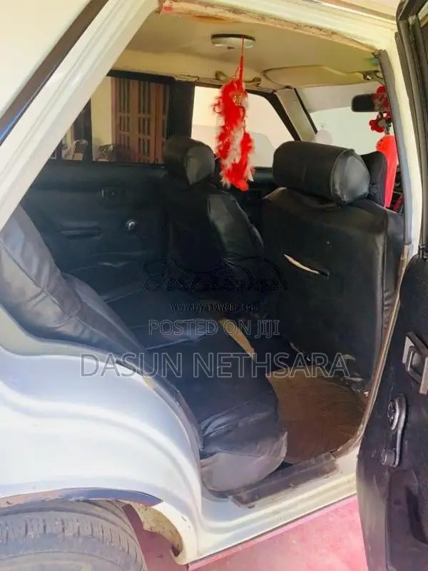 Mitsubishi Lancer Box 1985 Car (Used)